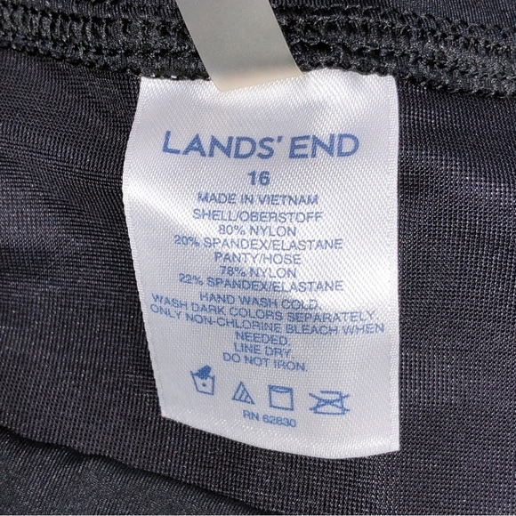 Lands' End Black Swim Lined Shorts  Size 16 - Picture 4 of 7